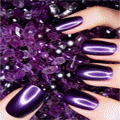 Пальчики с фиолетовыми ногтями