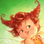 Маленькая рыжеволосая девочка-фея с красными бусами