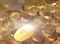 Множество золотых монет