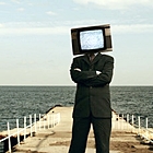  Мужчина с телевизором <b>вместо</b> головы 