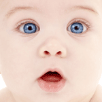  <b>Голубые</b> глаза ребенка 