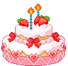 Торт бело-розовый с сердечками и клубникой