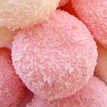  <b>Пончики</b> розового цвета 