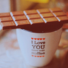 Плитка шоколада на чашке-i love you