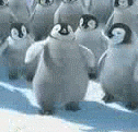 Пингвин пританцовывает <b>весело</b> 