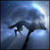  <b>Бегущий</b> волк на фоне луны 