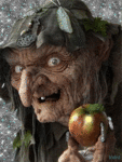Баба яга с волшебным яблоком