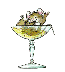 Мышка купается