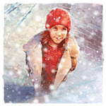  Девочка в красной шапке стоит под <b>снегом</b> 