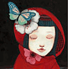 Девочка с бабочкой на голове