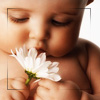 Малыш с цветочком