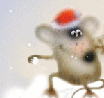 Мышка встречает играет в снежки