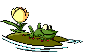 Лягушка рядом с цветком