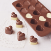 Шоколадные конфетки в форме сердечек