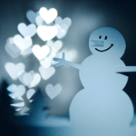 Бумажный снеговик и блики-сердечки
