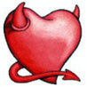 Красное нарисованное сердце с рогами и дьявольским хвостом