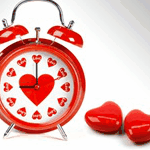 Часы с сердечками