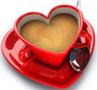 Кофе в красной чашке-сердечке