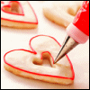 Раскраска печенья в виде сердечек
