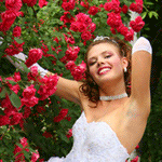 Невеста под цветущим кустом