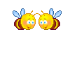 Пчелки рисуют сердечко