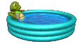 Черепаха в бассейне